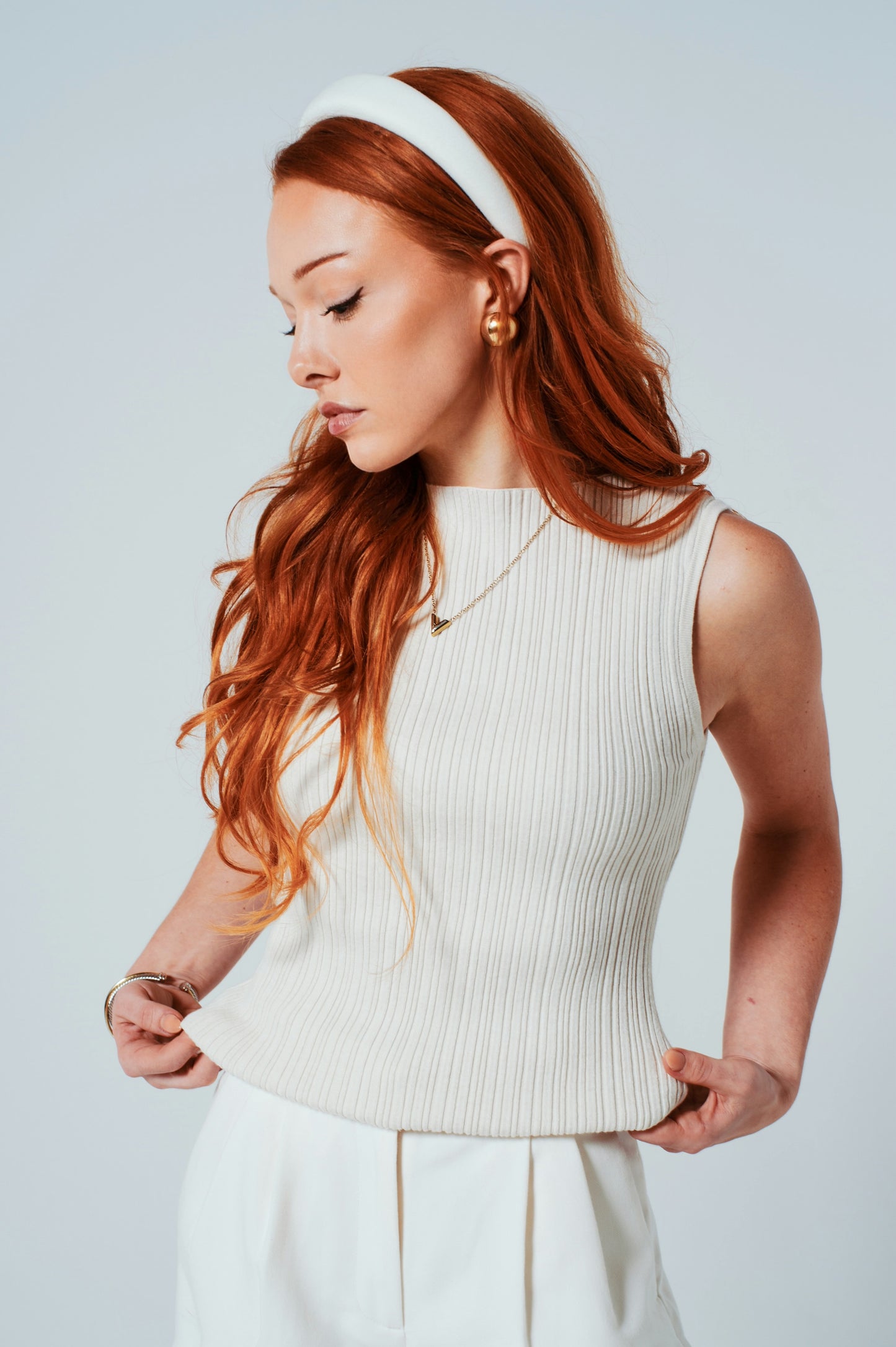 The Sylvie Cashmere Blend Top – Moon