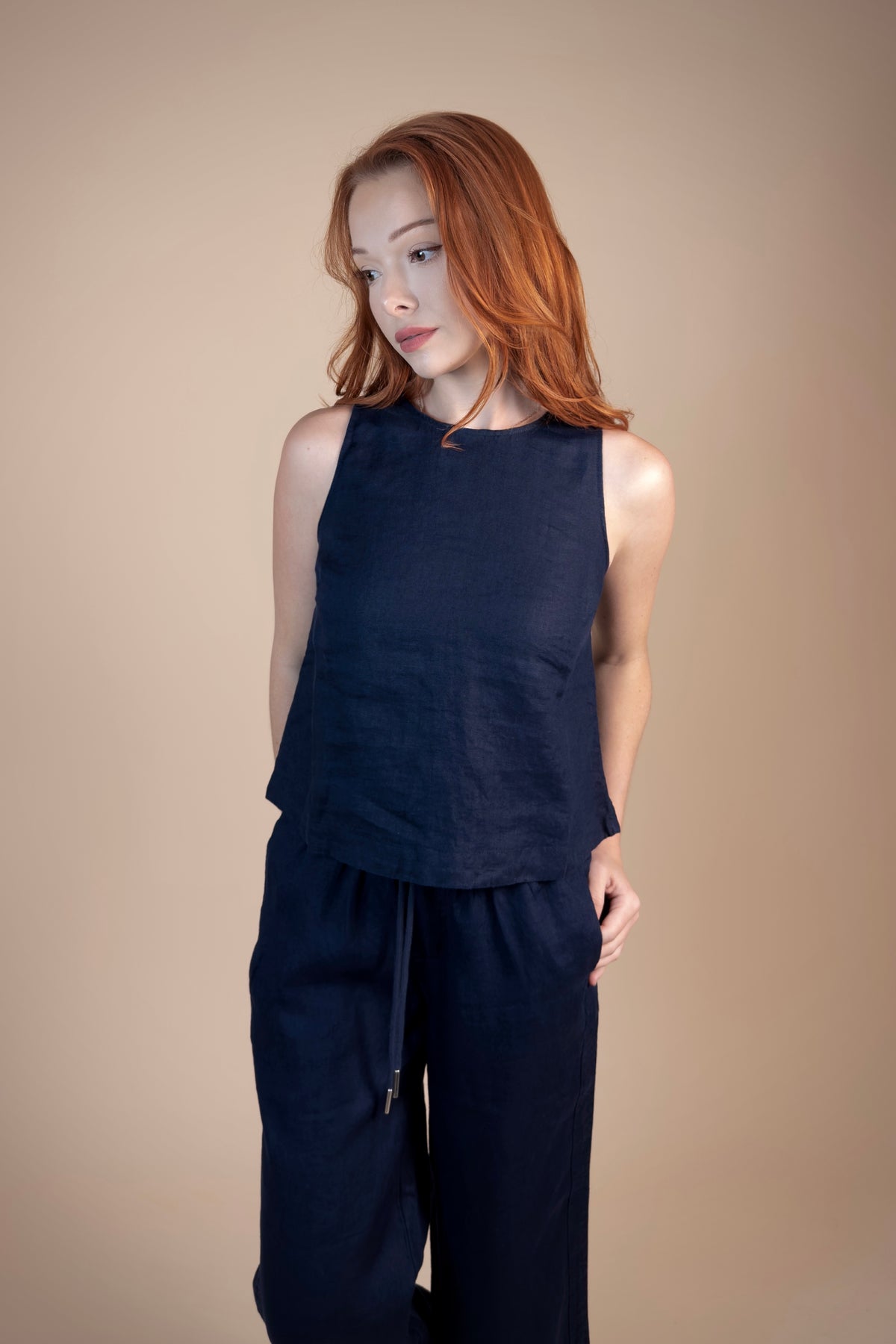 The Colette Linen Top – Navy │ Petite